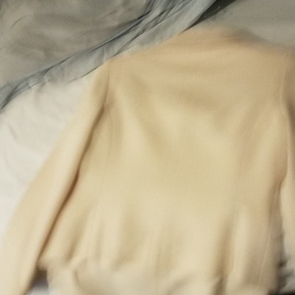 Adrianna Cream color suit - Picture 7 of 8